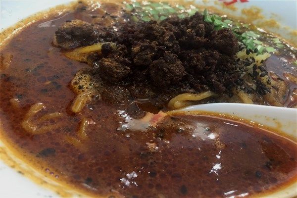 黒胡麻担々麺