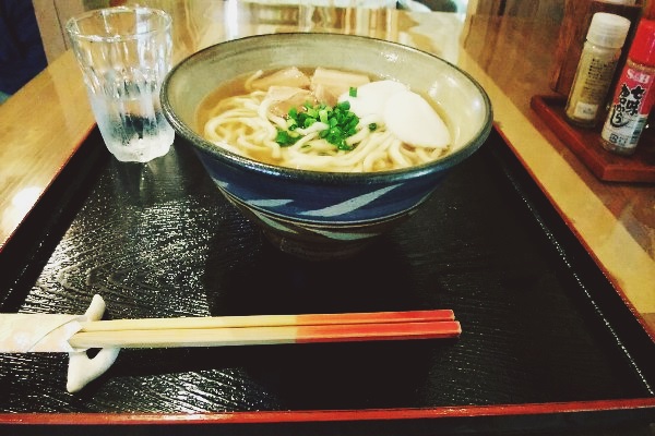 創業から変わらないそば