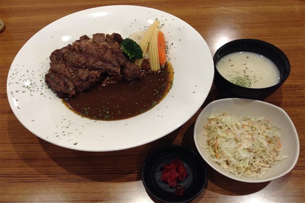 牛ロースステーキカレー