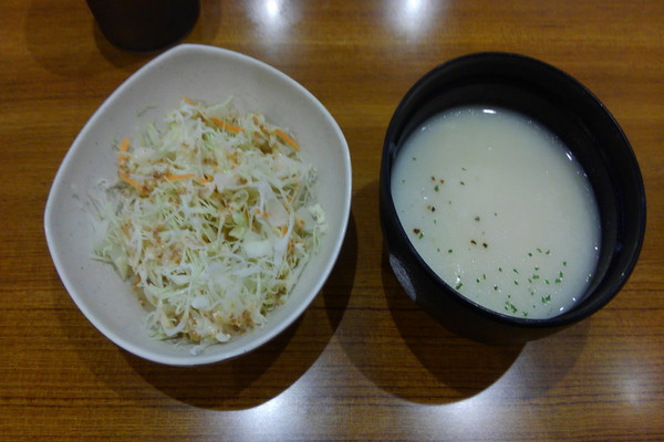 サラダとスープ