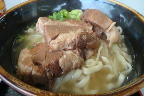 島豚あぐーの肉そば