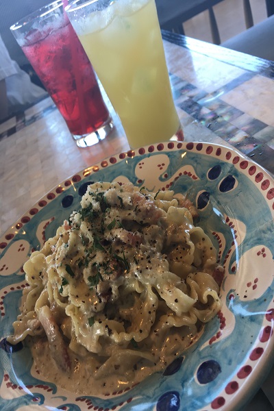 クリームパスタ