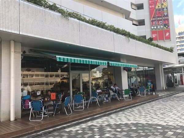 カフェ外観