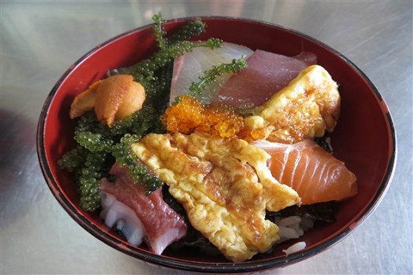 海鮮丼