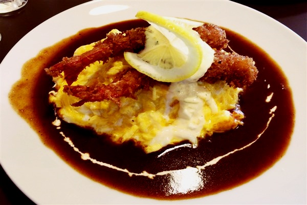 エビフライのせオムライス
