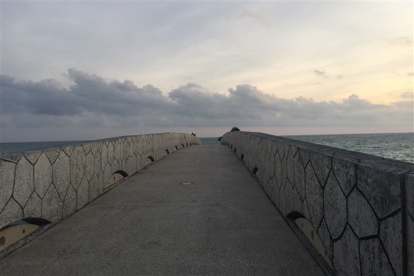 小島への橋